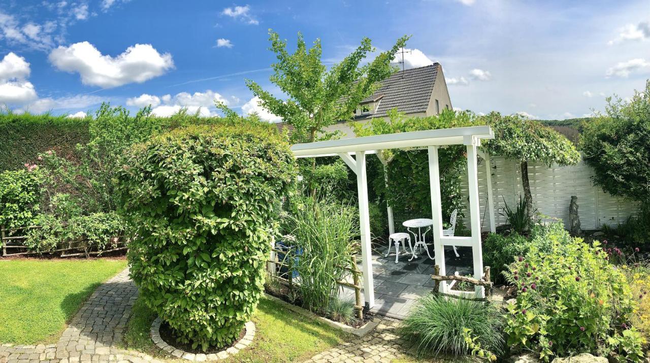 Appartement Wohnen Im Bergischen Fachwerk à Overath Extérieur photo